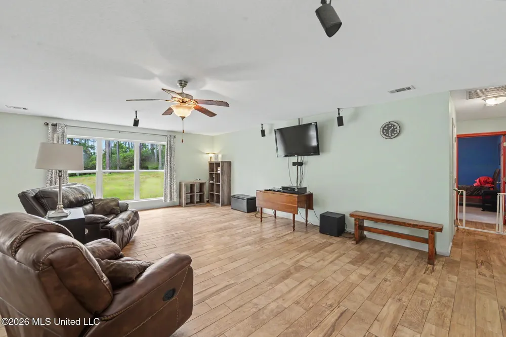 25481 Ms-57 Leakesville, MS 39451