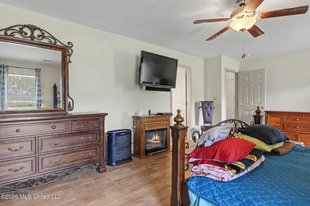 25481 Ms-57 Leakesville, MS 39451