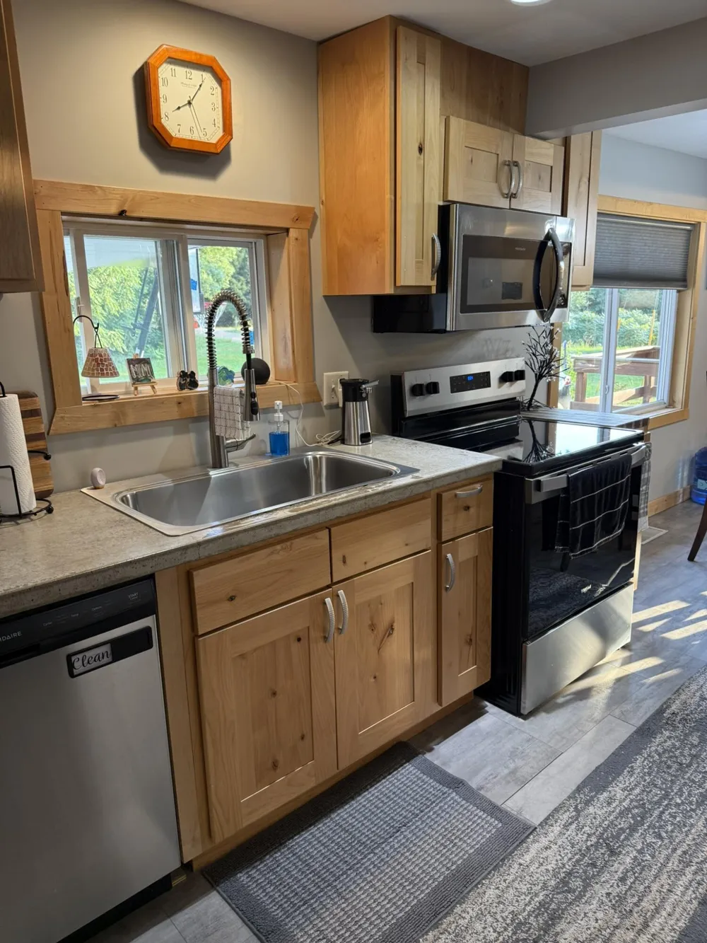 10456 S Ferris Avenue Grant, MI 49327