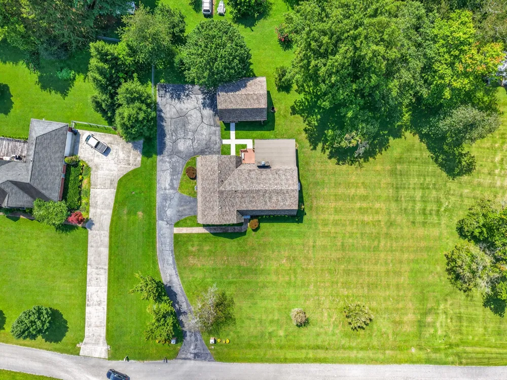 241 Camille St Manchester, TN 37355