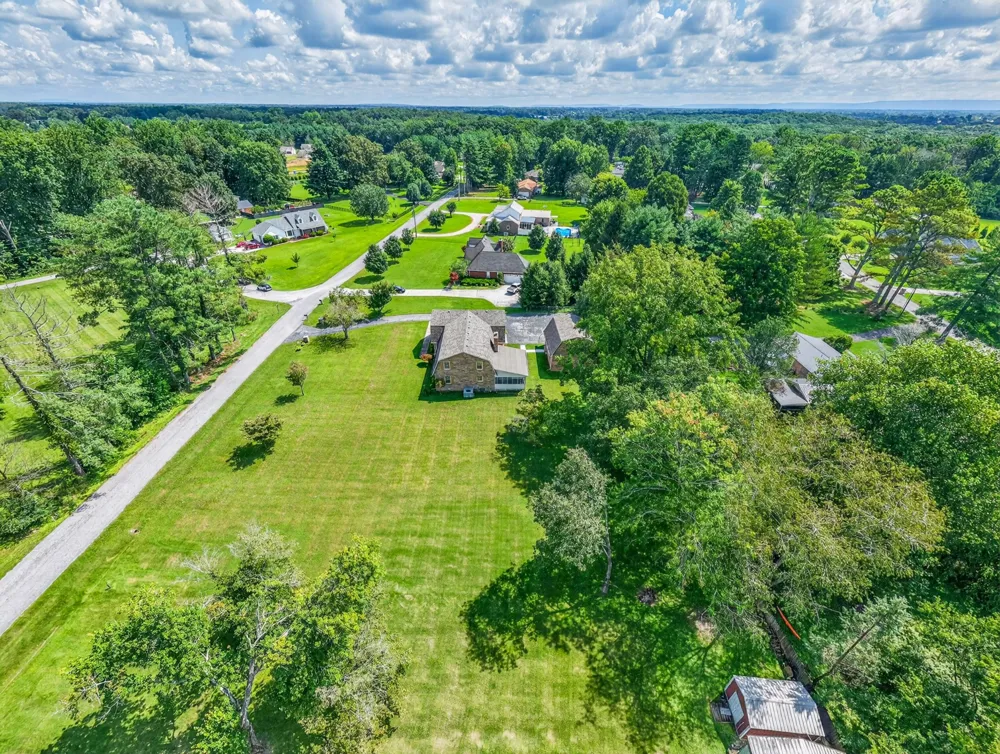 241 Camille St Manchester, TN 37355