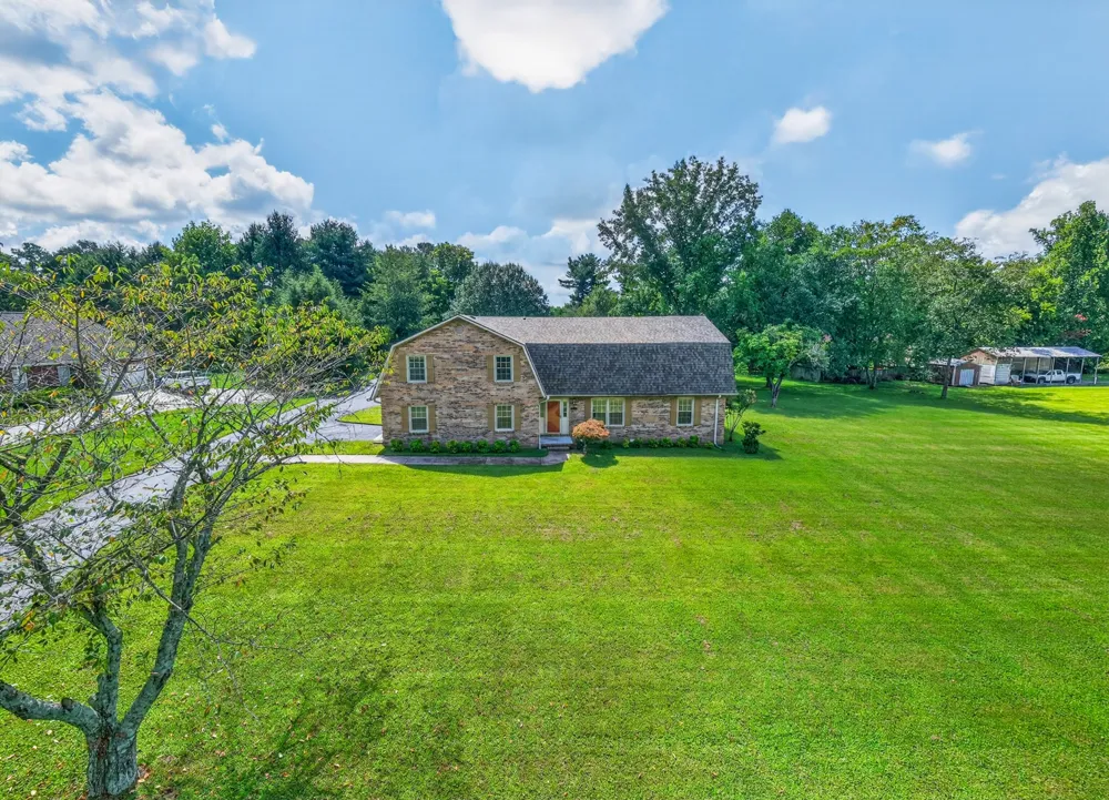 241 Camille St Manchester, TN 37355