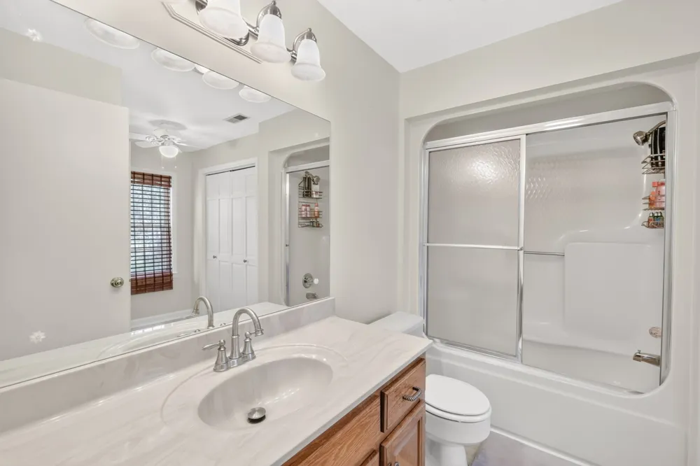 241 Camille St Manchester, TN 37355