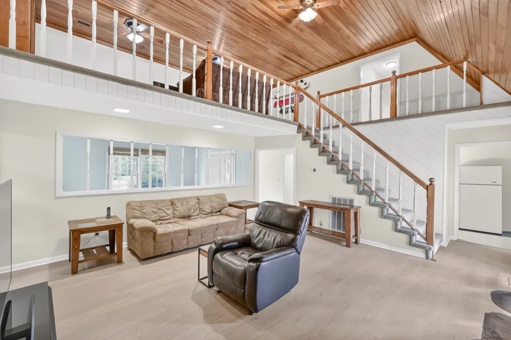 241 Camille St Manchester, TN 37355