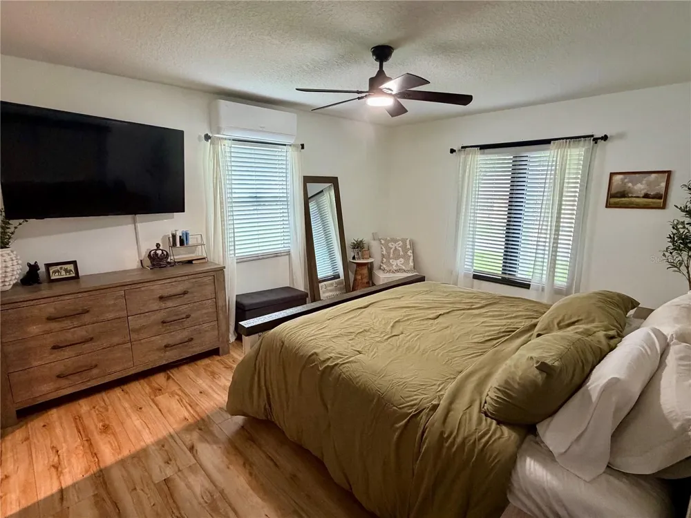 1105 DORIS STREET Altamonte Springs, FL 32714