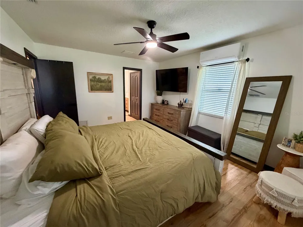 1105 DORIS STREET Altamonte Springs, FL 32714