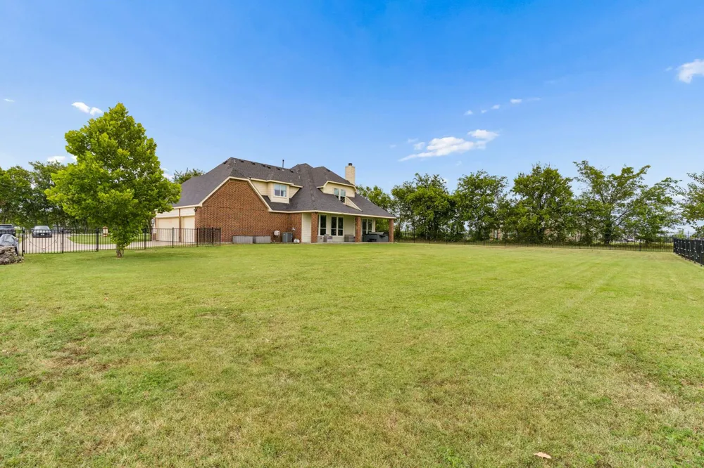 1001 Pike Road Gunter, TX 75058