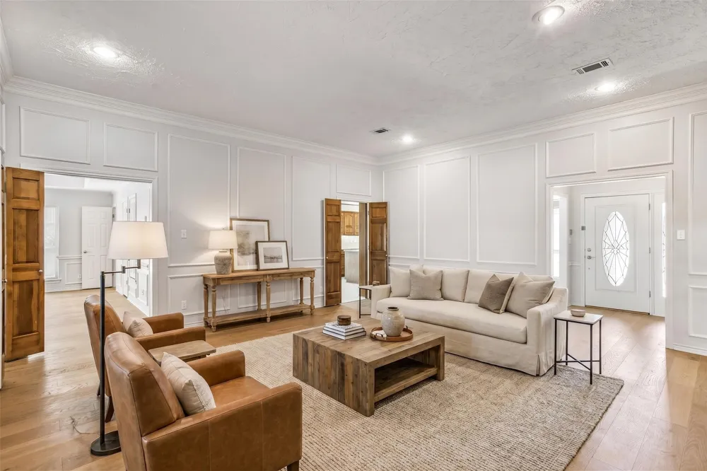 2942 Woodland Hills Drive Grapevine, TX 76051