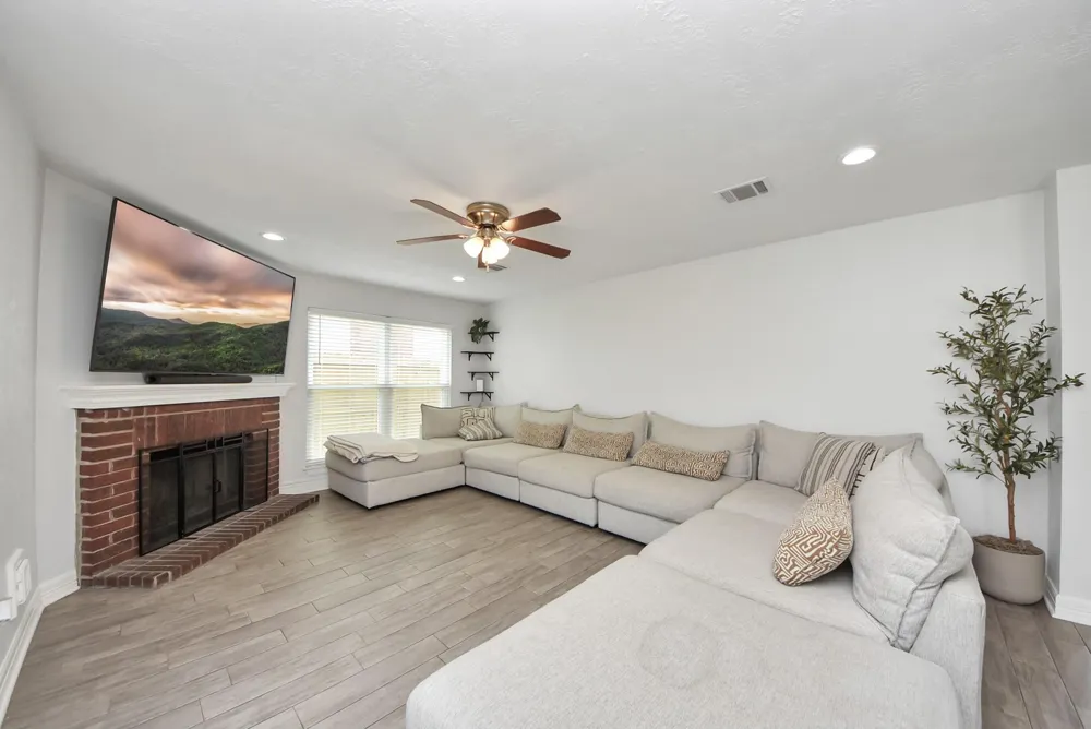 6603 Coldstream Drive Pasadena, TX 77505