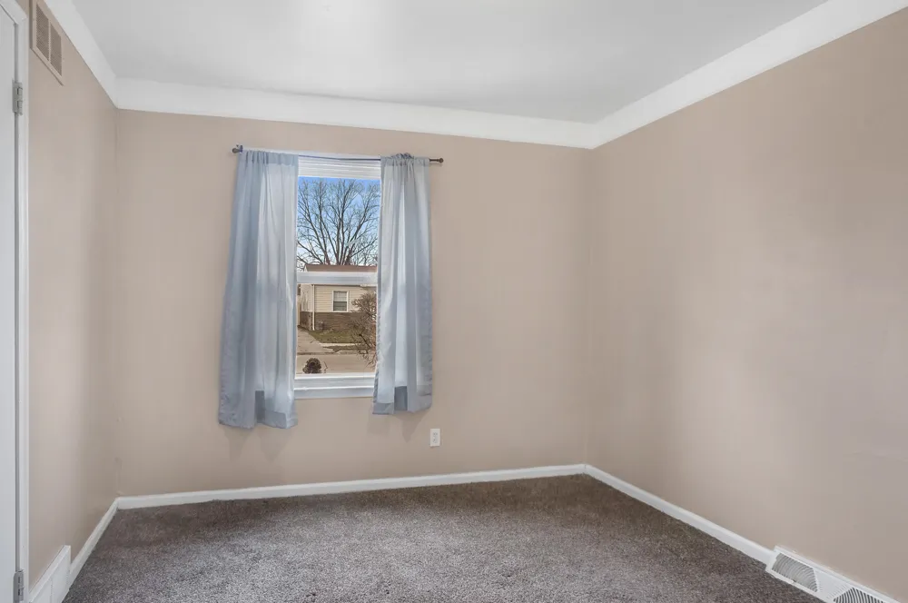22000 Cunningham Avenue Warren, MI 48091