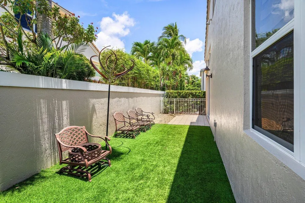 3299 NW 53rd Circle Boca Raton, FL 33496