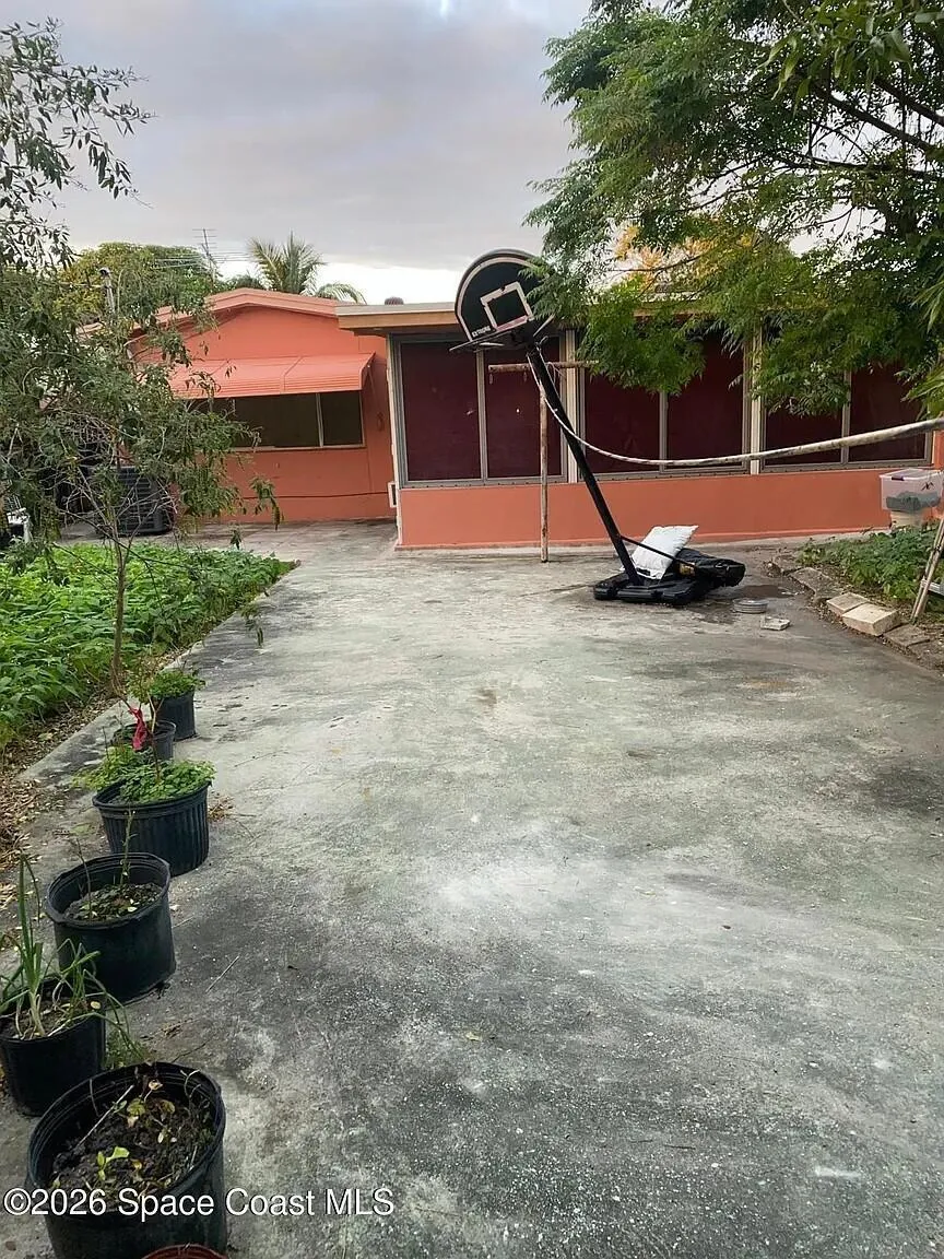 612 MINNESOTA STREET Lantana, FL 33462
