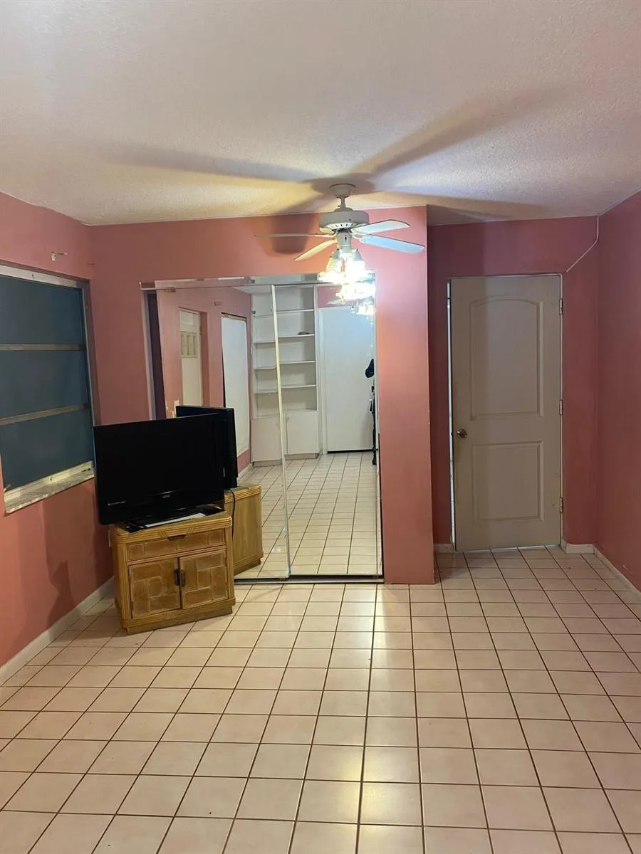 612 MINNESOTA STREET Lantana, FL 33462