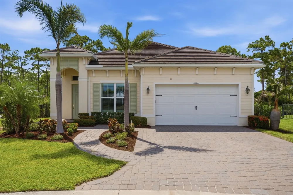 4590 SW ARDSLEY DRIVE Stuart, FL 34997