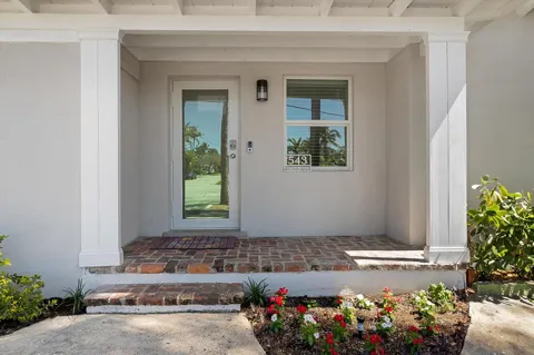 543 NE 3rd Avenue