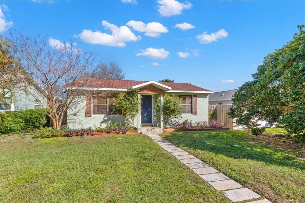 837 42ND AVENUE St Petersburg, FL 33703