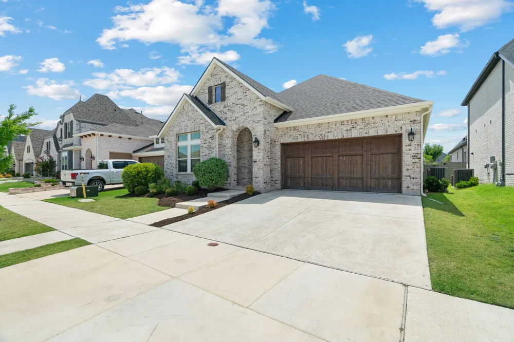 1821 Stonewall Road Argyle, TX 76226