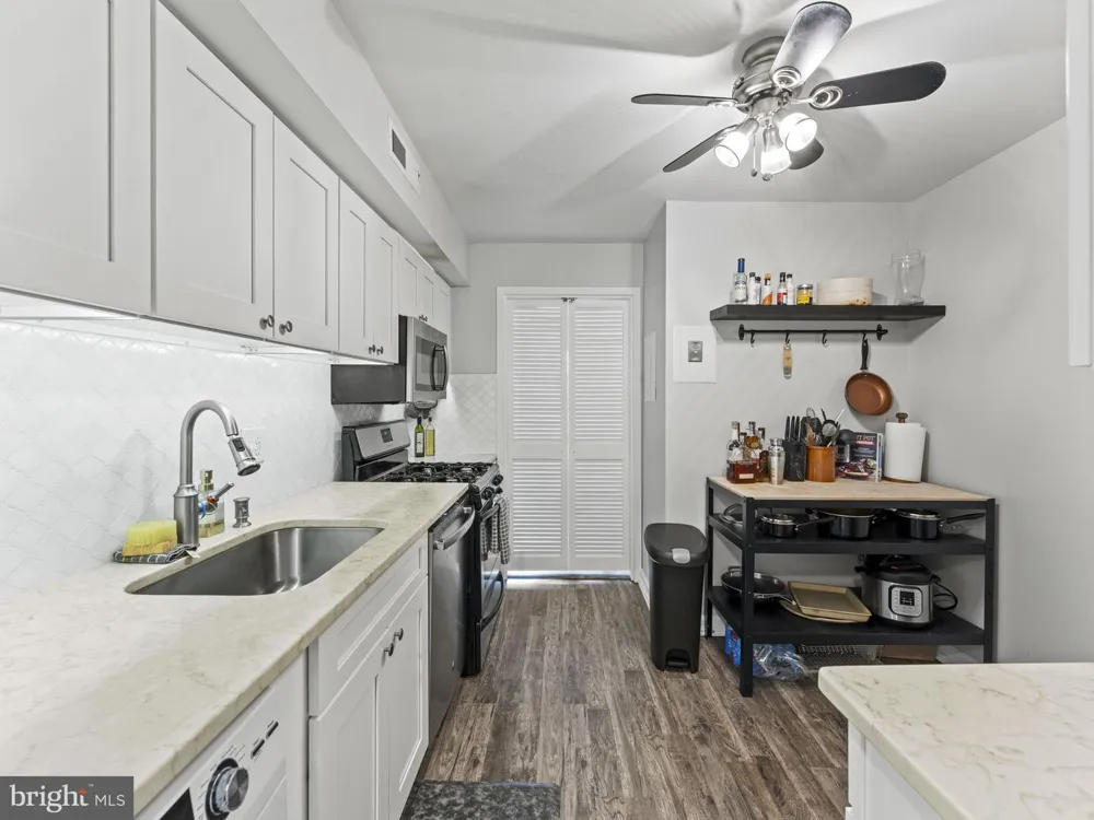 3100 S MANCHESTER STREET #541 Falls Church, VA 22044