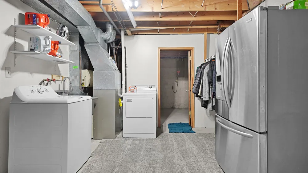 4583 Sutton Place SW Grandville, MI 49418