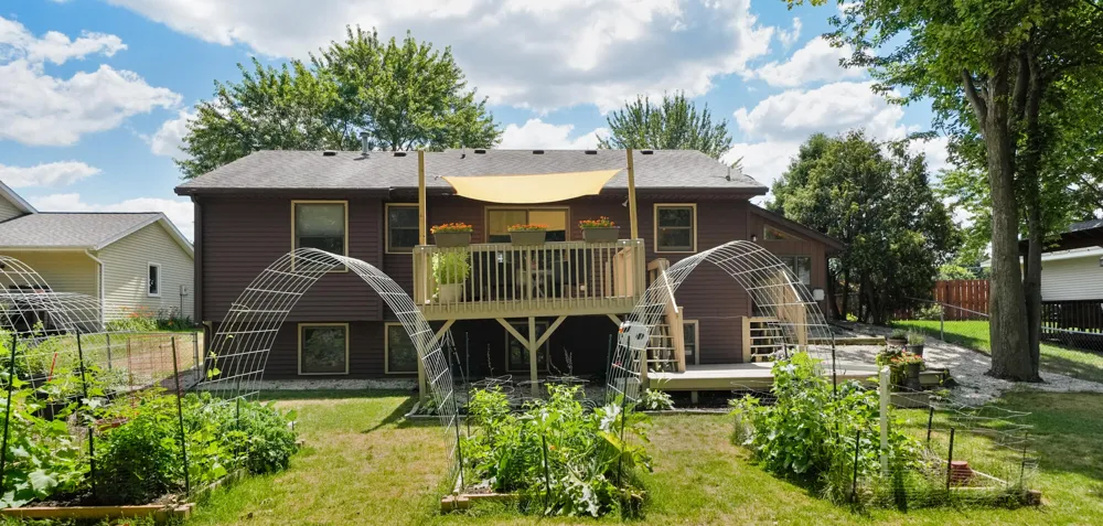 4583 Sutton Place SW Grandville, MI 49418
