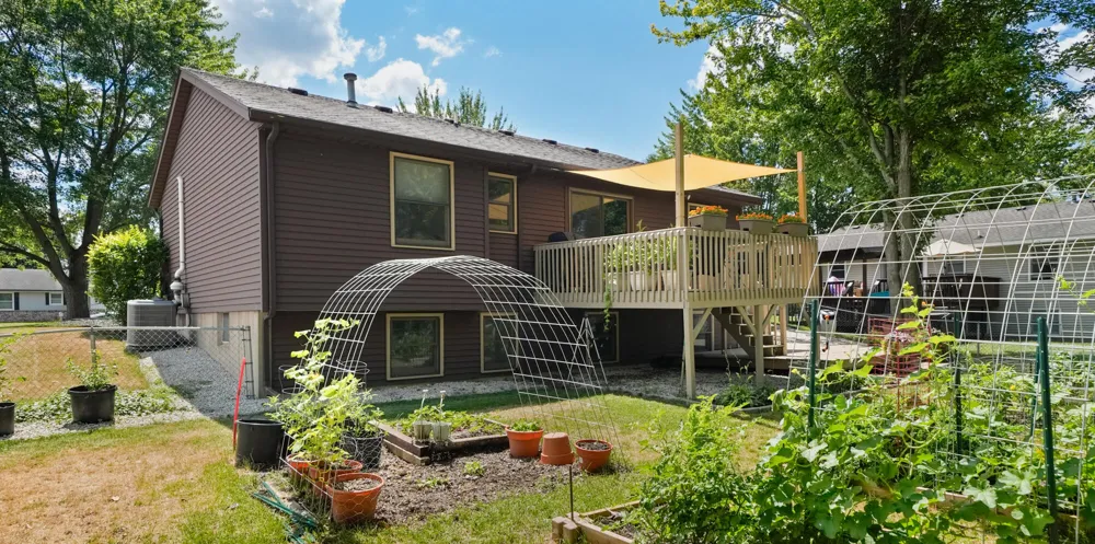 4583 Sutton Place SW Grandville, MI 49418