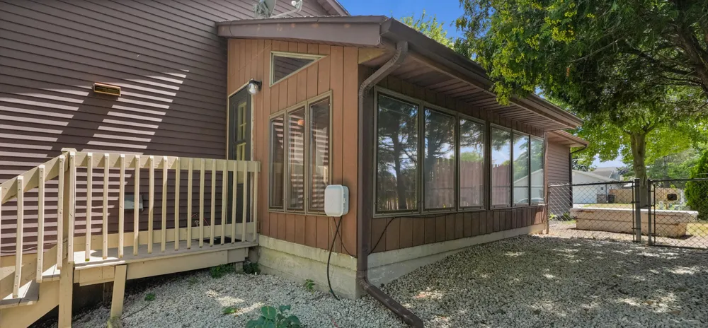 4583 Sutton Place SW Grandville, MI 49418