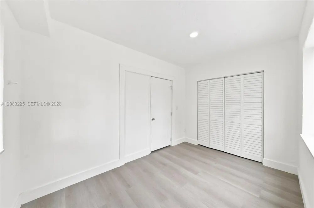 1145 NW 4th St #APT 1 Miami, FL 33128