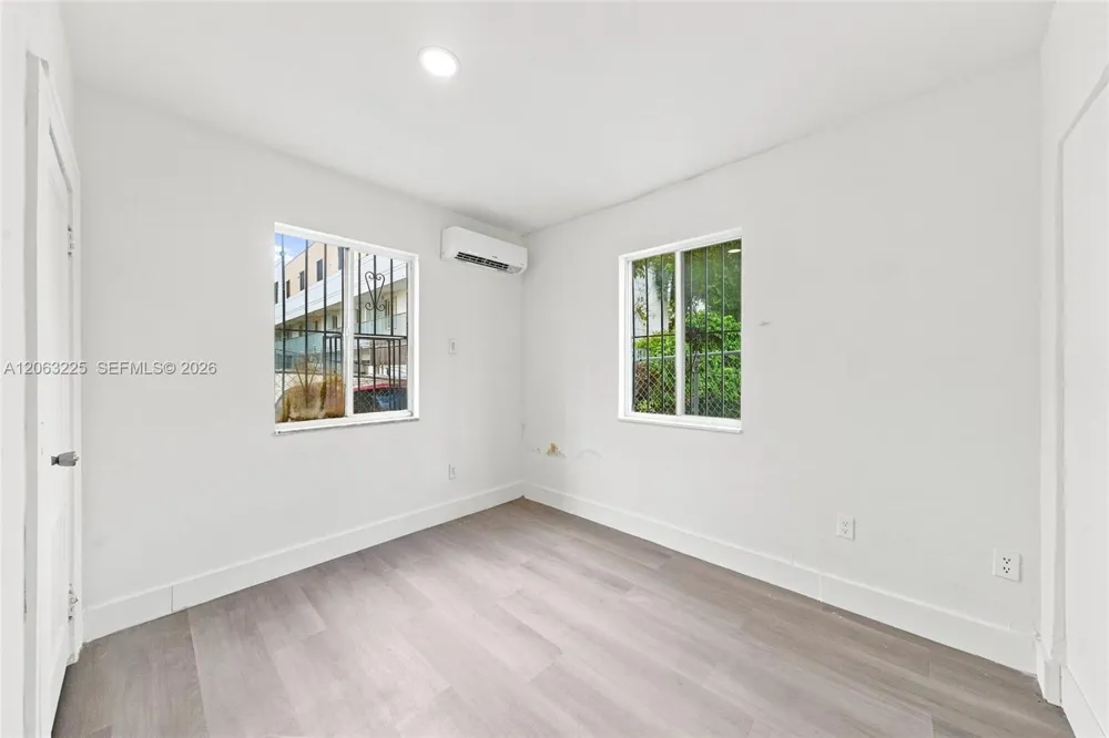 1145 NW 4th St #APT 1 Miami, FL 33128