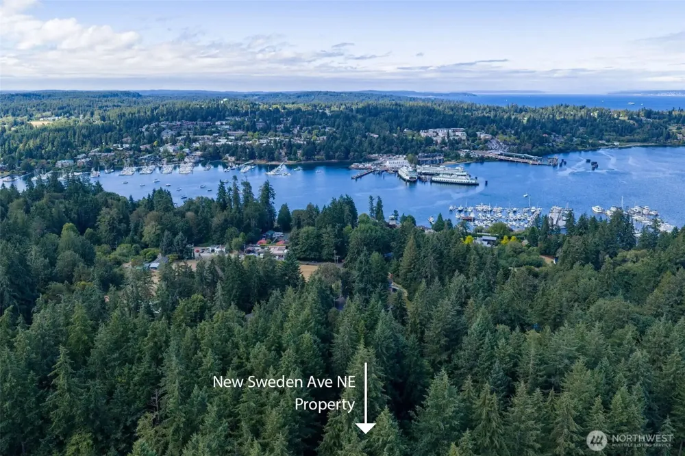 5320 New Sweden Avenue NE Bainbridge Island, WA 98110