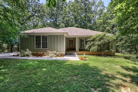 60 Lightning Bug Ln