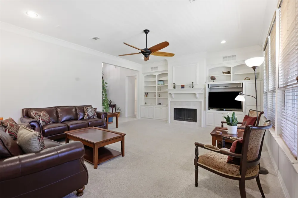 3804 Granada Trail Denton, TX 76205
