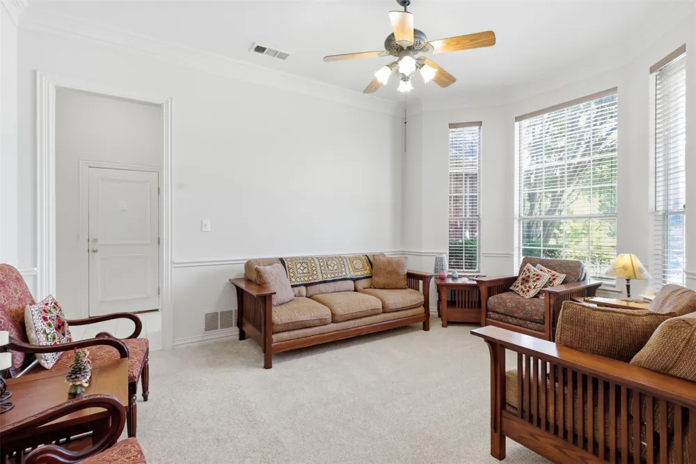 3804 Granada Trail Denton, TX 76205
