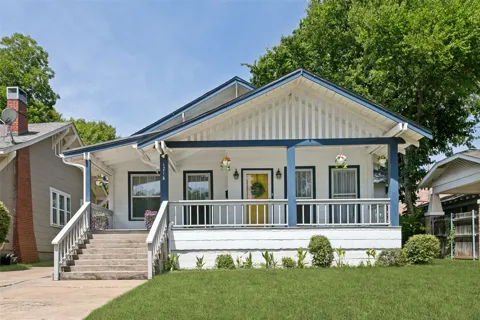 1716 Thomas Place