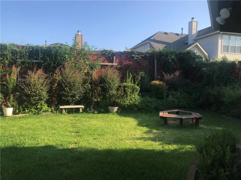 3024 Mason Avenue Corinth, TX 76210