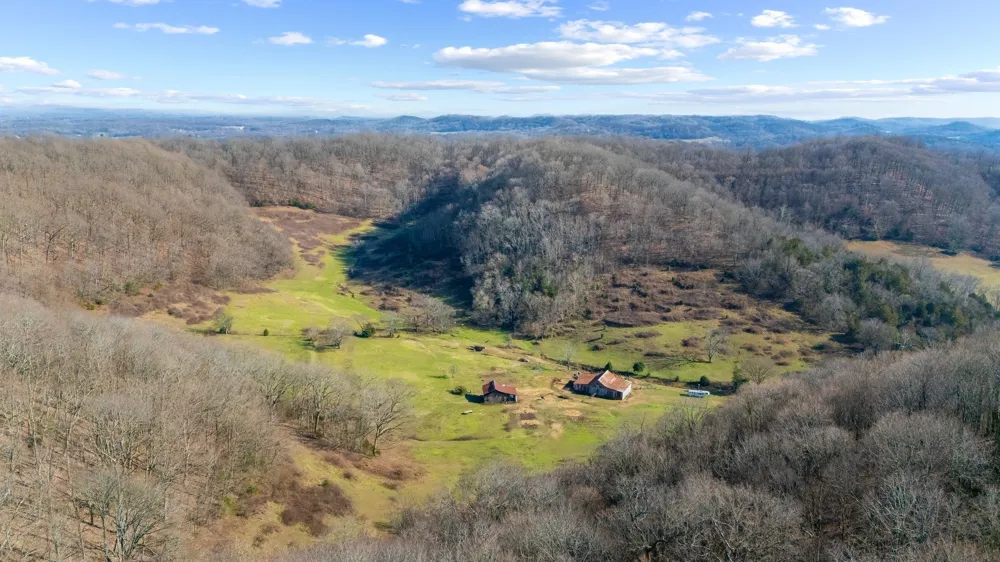4701 Reed Rd Thompsons Station, TN 37179
