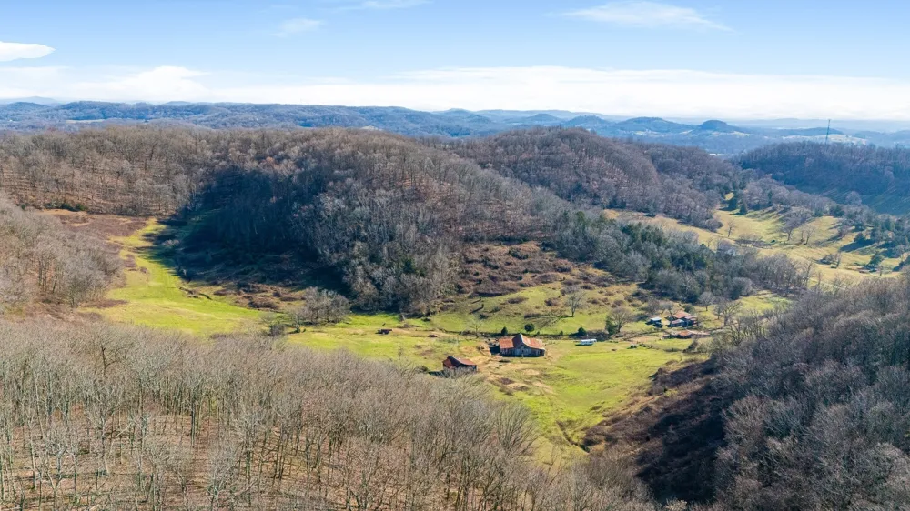 4701 Reed Rd Thompsons Station, TN 37179