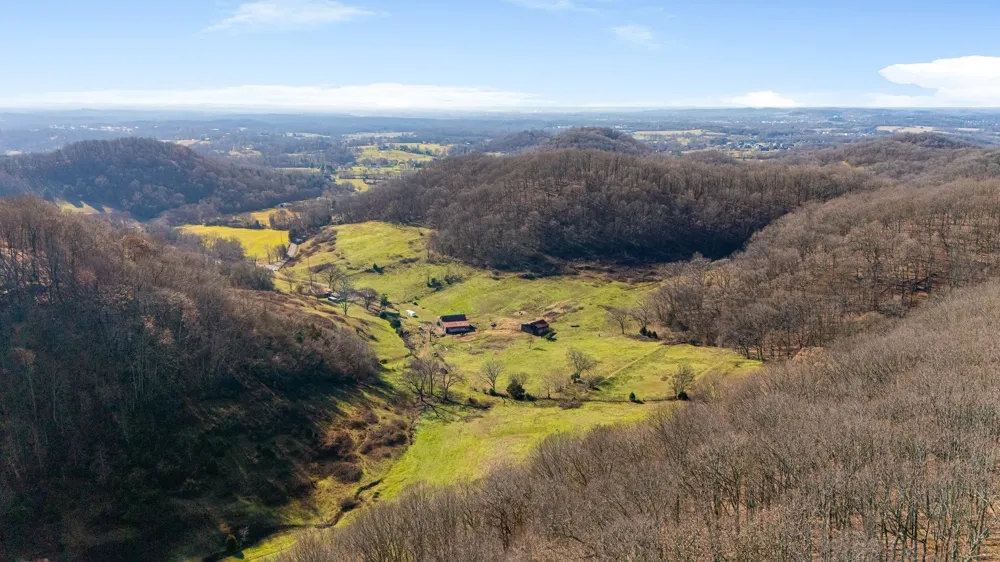 4701 Reed Rd Thompsons Station, TN 37179