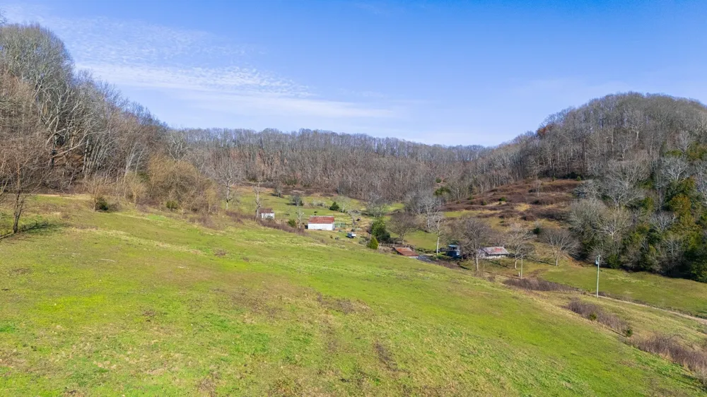 4701 Reed Rd Thompsons Station, TN 37179