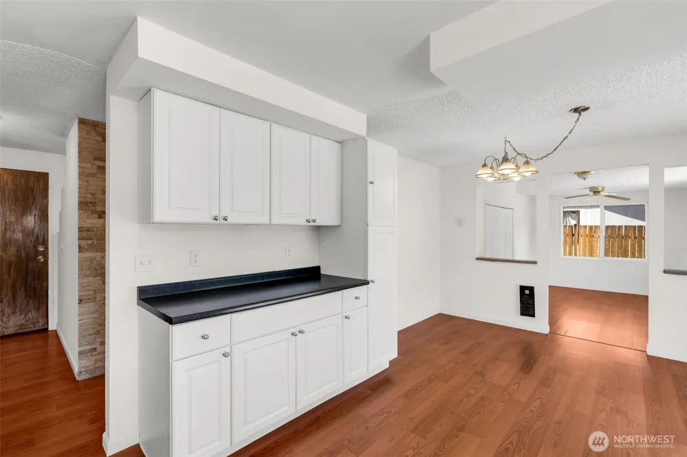 9009 NE 22nd Circle Vancouver, WA 98664