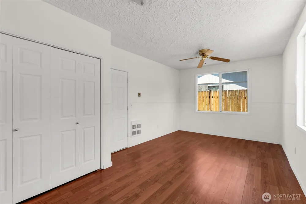 9009 NE 22nd Circle Vancouver, WA 98664