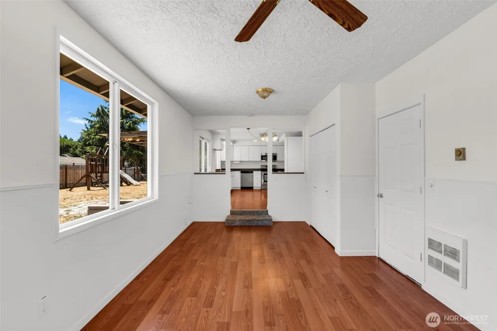9009 NE 22nd Circle Vancouver, WA 98664