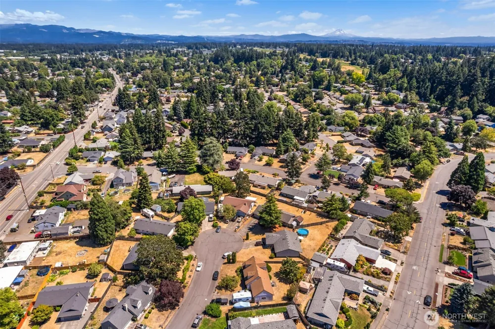 9009 NE 22nd Circle Vancouver, WA 98664
