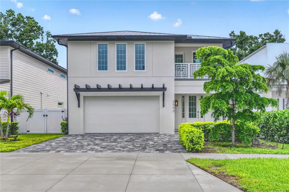 2590 FLOYD STREET Sarasota, FL 34239