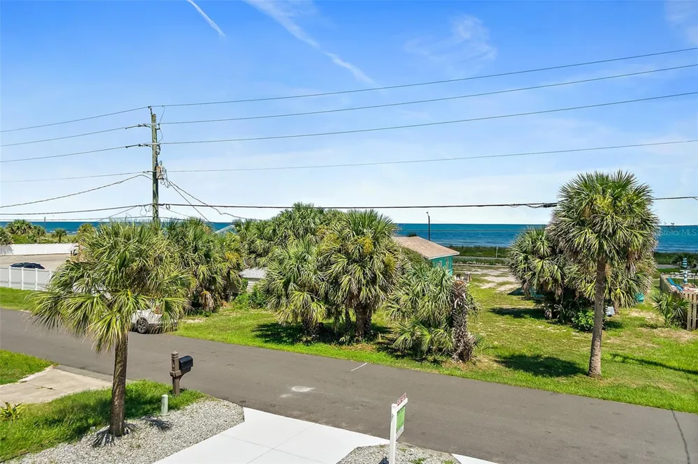 2446 S CENTRAL AVENUE Flagler Beach, FL 32136