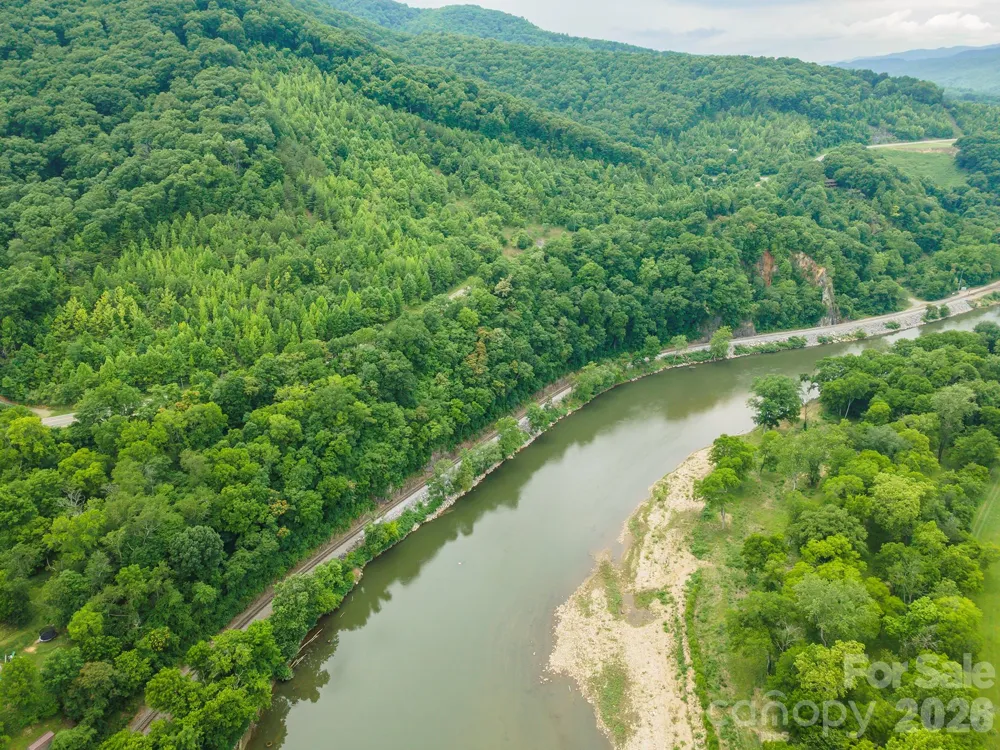 588 US 25/70 Highway Hot Springs, NC 28743