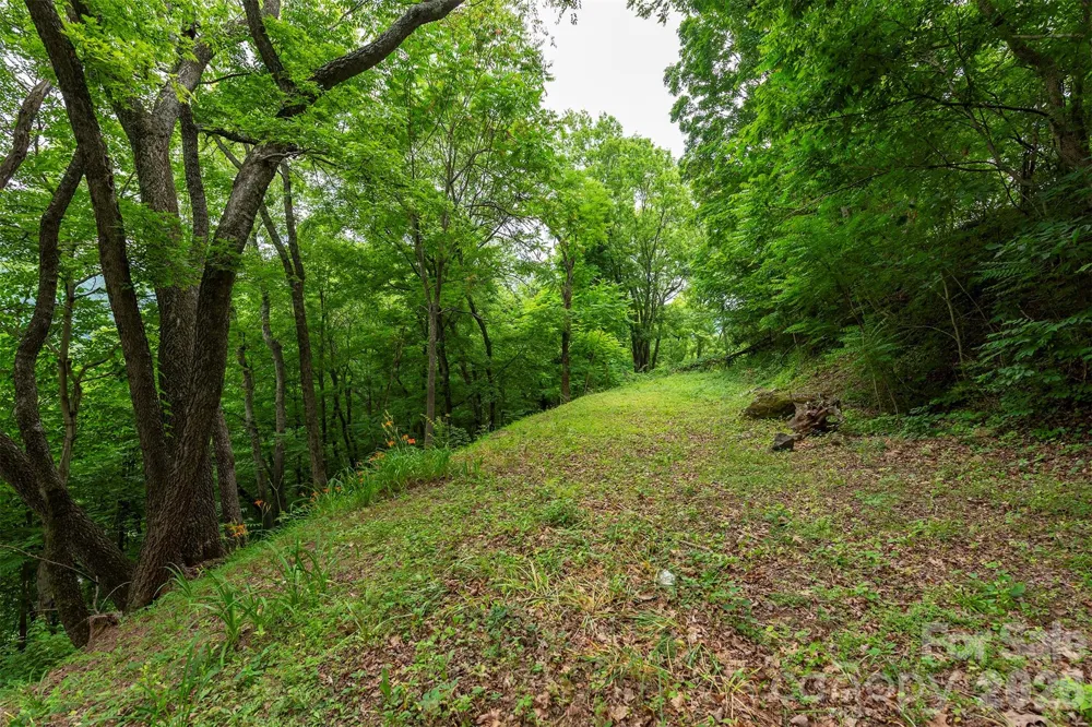 588 US 25/70 Highway Hot Springs, NC 28743
