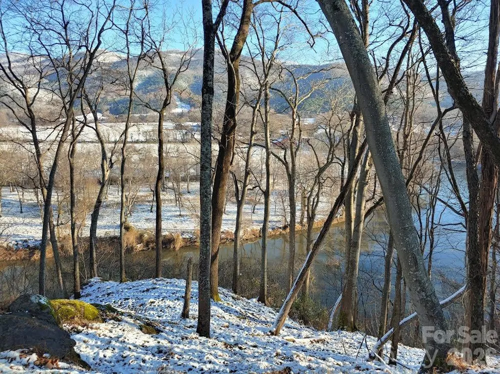 588 US 25/70 Highway Hot Springs, NC 28743