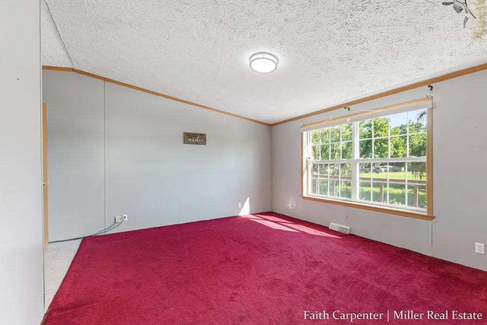 106 Little Long Lake Drive Nashville, MI 49073