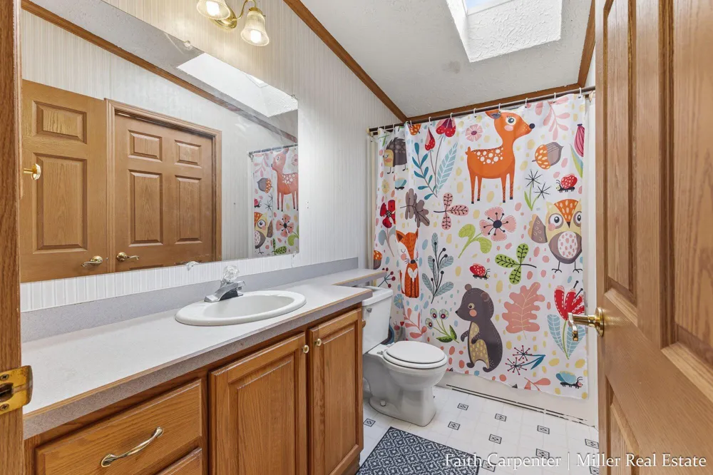 106 Little Long Lake Drive Nashville, MI 49073