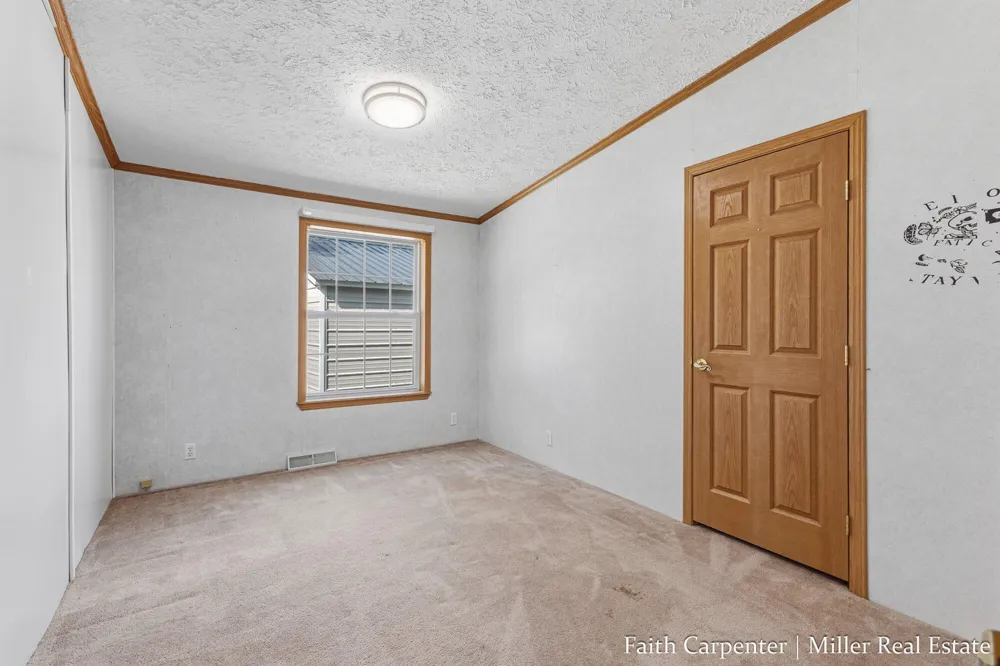 106 Little Long Lake Drive Nashville, MI 49073